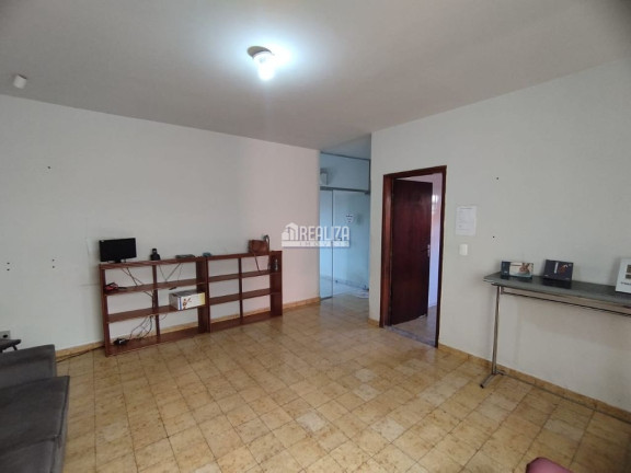 Imagem Casa com 3 Quartos à Venda, 277 m² em Mercês - Uberaba Imagem Casa com 3 Quartos à Venda, 277 m² em Mercês - Uberaba