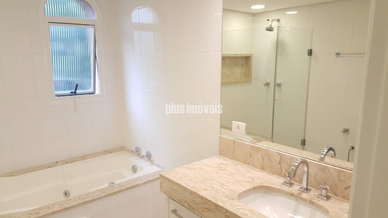Imagem Apartamento com 3 Quartos à Venda, 200 m² em Moema - São Paulo Imagem Apartamento com 3 Quartos à Venda, 200 m² em Moema - São Paulo