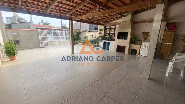 Imagem Casa com 3 Quartos para Alugar ou Temporada, 120 m² em Gravatá - Navegantes Imagem Casa com 3 Quartos para Alugar ou Temporada, 120 m² em Gravatá - Navegantes