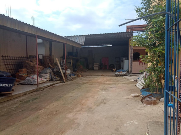 Imagem Imóvel com 4 Quartos à Venda, 1.000 m² em Campo Grande - Rio De Janeiro Imagem Imóvel com 4 Quartos à Venda, 1.000 m² em Campo Grande - Rio De Janeiro