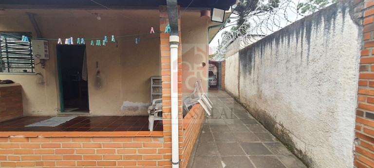 Imagem Casa com 3 Quartos à Venda, 140 m² em São João - Porto Alegre Imagem Casa com 3 Quartos à Venda, 140 m² em São João - Porto Alegre