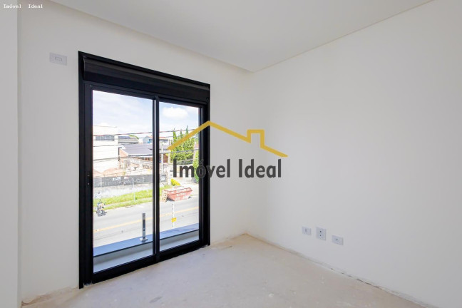 Imagem Casa com 3 Quartos à Venda, 119 m² em Hauer - Curitiba Imagem Casa com 3 Quartos à Venda, 119 m² em Hauer - Curitiba
