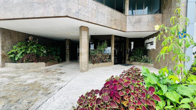 Imagem Apartamento com 4 Quartos à Venda, 400 m² em Centro - Balneário Camboriú Imagem Apartamento com 4 Quartos à Venda, 400 m² em Centro - Balneário Camboriú