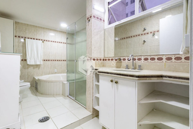 Imagem Apartamento com 3 Quartos à Venda, 141 m² em Sumaré - São Paulo