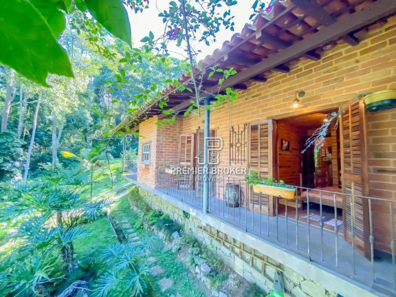 Imagem Casa com 3 Quartos à Venda, 200 m² em Quebra Frascos - Teresópolis Imagem Casa com 3 Quartos à Venda, 200 m² em Quebra Frascos - Teresópolis