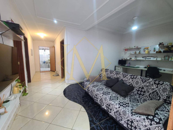 Imagem Casa com 3 Quartos à Venda, 600 m² em Petrópolis - Timóteo