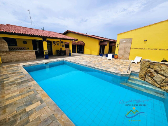 Casa com 6 Quartos à Venda, 300 m² em Jd Suarão - Itanhaém