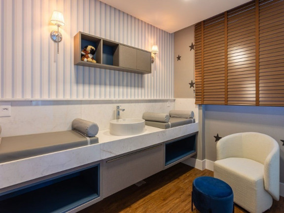 Imagem Apartamento com 3 Quartos à Venda, 136 m² em Centro - Florianópolis