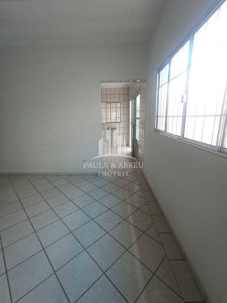 Casa com 2 Quartos para Alugar, 100 m² em Jardim Zaira - Mauá