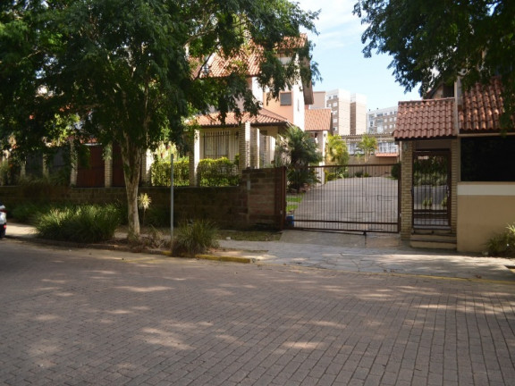 Imagem Sobrado com 3 Quartos à Venda, 98 m² em Jardim Itu Sabará - Porto Alegre Imagem Sobrado com 3 Quartos à Venda, 98 m² em Jardim Itu Sabará - Porto Alegre
