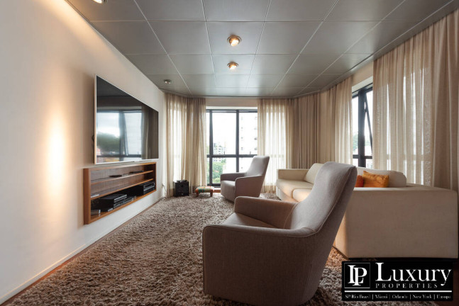 Imagem Apartamento com 4 Quartos à Venda, 500 m² em Real Parque - São Paulo