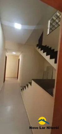 Imagem Casa com 3 Quartos à Venda, 400 m² em Piratininga - Niterói