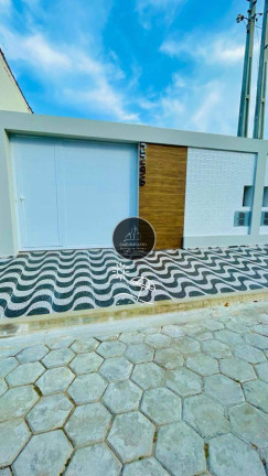 Imagem Casa com 2 Quartos à Venda, 77 m² em Jardim Suarão - Itanhaém