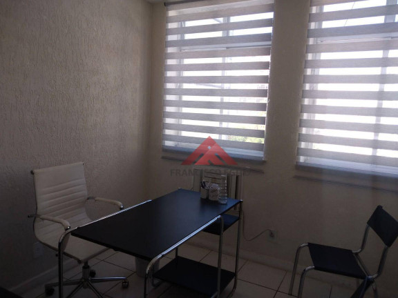 Imagem Sala Comercial à Venda ou Locação, 35 m² em Centro - Niterói Imagem Sala Comercial à Venda ou Locação, 35 m² em Centro - Niterói