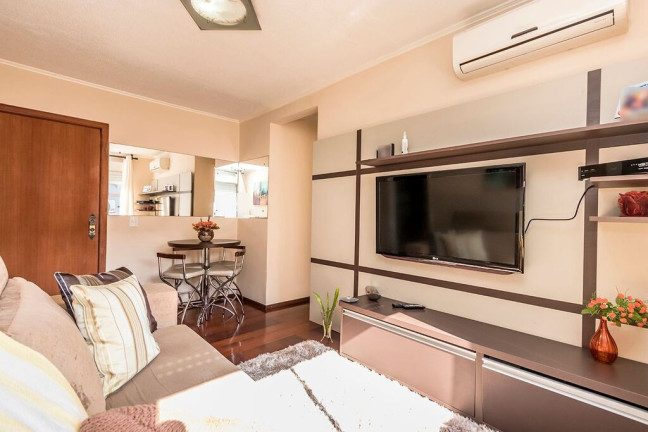 Imagem Apartamento com 2 Quartos à Venda, 52 m² em Santo Antônio - Porto Alegre