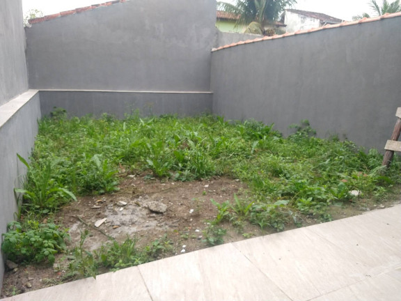 Imagem Casa com 2 Quartos à Venda, 60 m² em Itanhaém