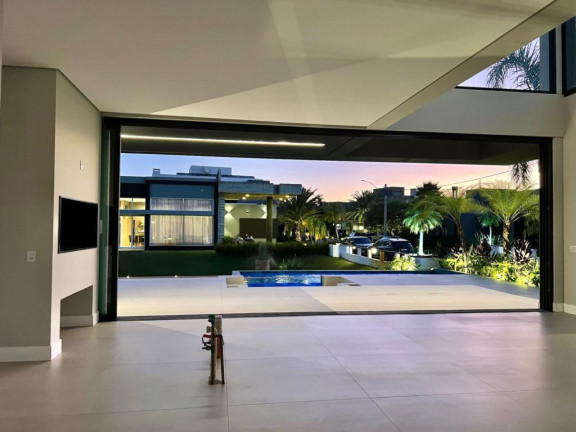 Imagem Casa com 5 Quartos à Venda, 320 m² em -- - Capao Da Canoa Imagem Casa com 5 Quartos à Venda, 320 m² em -- - Capao Da Canoa