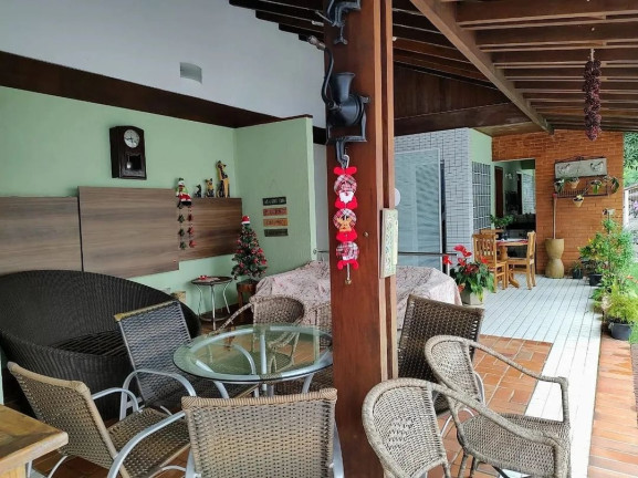 Imagem Casa com 6 Quartos à Venda, 724 m² em Domingos Martins - Domingos Martins