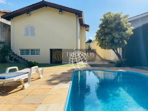 Casa com 3 Quartos à Venda, 223 m² em Vila Santista - Atibaia
