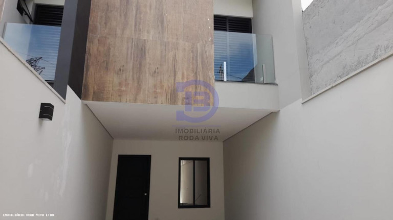Imagem Sobrado com 3 Quartos à Venda, 140 m² em Vila Ré - São Paulo Imagem Sobrado com 3 Quartos à Venda, 140 m² em Vila Ré - São Paulo