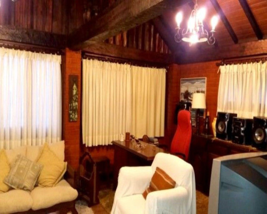 Imagem Casa com 4 Quartos à Venda, 314 m² em Albuquerque - Teresópolis Imagem Casa com 4 Quartos à Venda, 314 m² em Albuquerque - Teresópolis