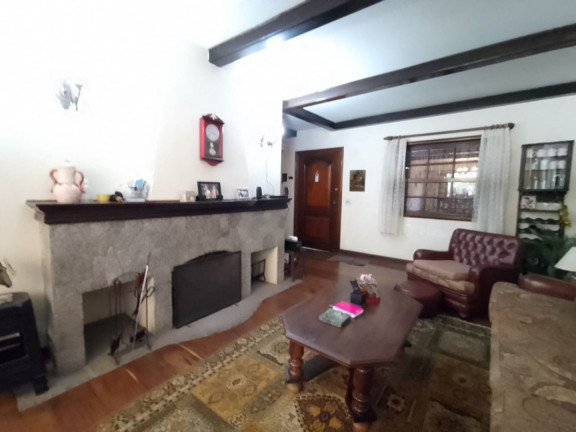 Imagem Casa com 4 Quartos à Venda, 173 m² em Alto - Teresópolis Imagem Casa com 4 Quartos à Venda, 173 m² em Alto - Teresópolis