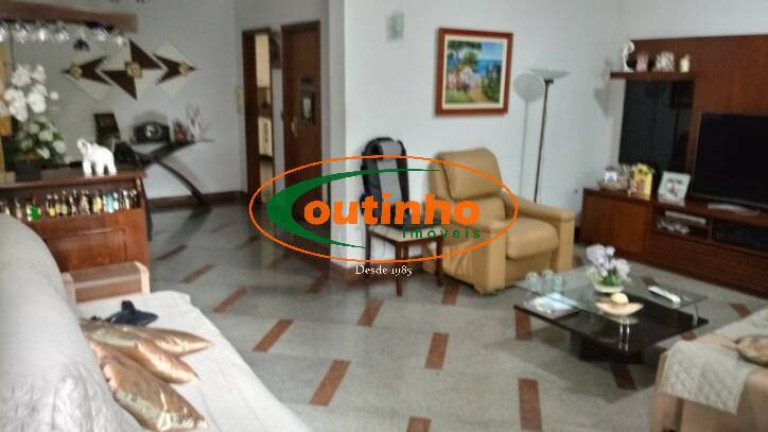 Imagem Casa com 5 Quartos à Venda, 478 m² em Vila Isabel - Rio De Janeiro Imagem Casa com 5 Quartos à Venda, 478 m² em Vila Isabel - Rio De Janeiro
