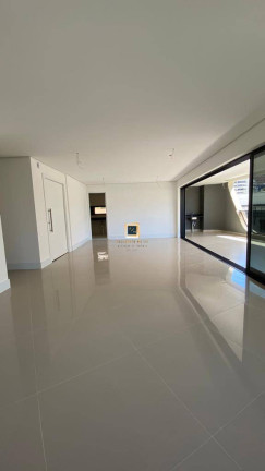 Imagem Apartamento com 4 Quartos à Venda, 254 m² em Meireles - Fortaleza Imagem Apartamento com 4 Quartos à Venda, 254 m² em Meireles - Fortaleza