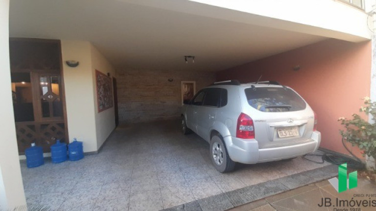Imagem Casa com 5 Quartos à Venda, 320 m² em Ibituruna - Montes Claros Imagem Casa com 5 Quartos à Venda, 320 m² em Ibituruna - Montes Claros