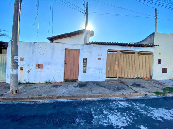 Casa com 3 Quartos à Venda, 142 m² em Jardim União - Lins
