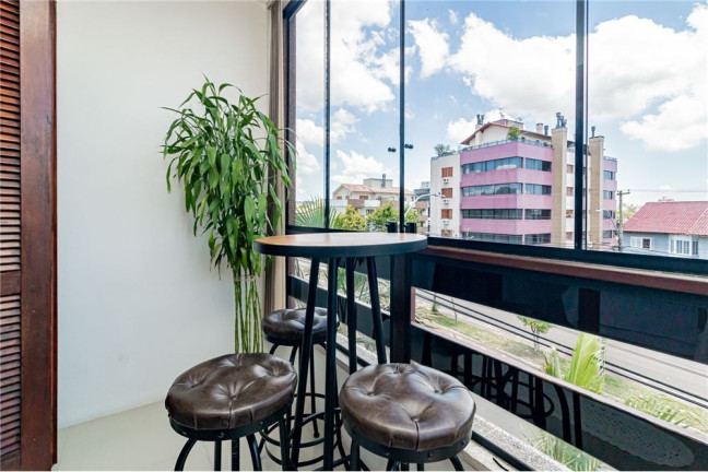 Imagem Imóvel com 2 Quartos à Venda, em Jardim Itu - Porto Alegre Imagem Imóvel com 2 Quartos à Venda, em Jardim Itu - Porto Alegre