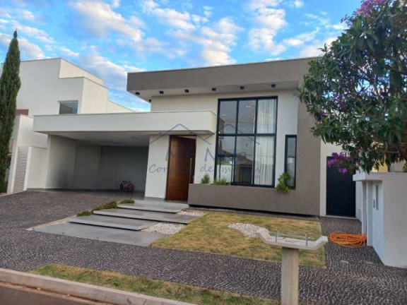 Imagem Casa com 3 Quartos à Venda, 450 m² em Portal Dos Jerivás - Pirassununga