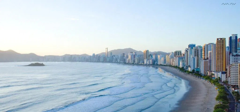 Imagem Apartamento com 4 Quartos à Venda, 170 m² em Centro - Balneário Camboriú