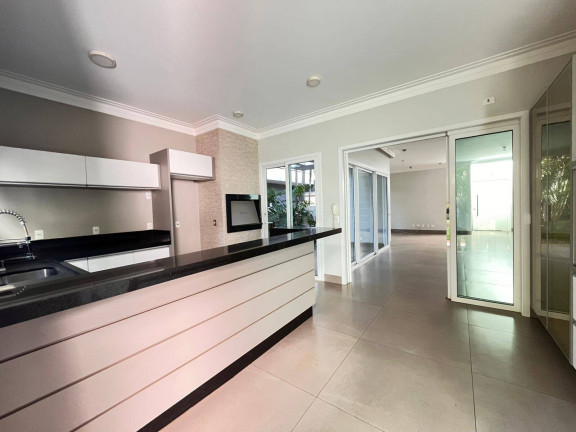 Imagem Casa com 3 Quartos à Venda, 222 m² em Cascavel