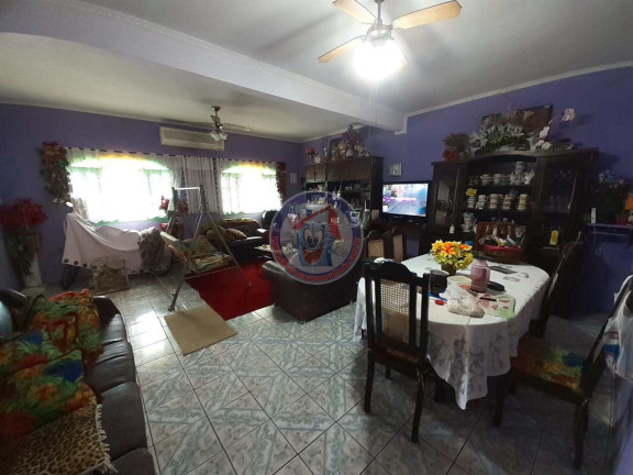 Imagem Casa com 2 Quartos à Venda, 80 m² em Jussara - Mongaguá Imagem Casa com 2 Quartos à Venda, 80 m² em Jussara - Mongaguá