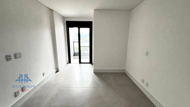 Imagem Apartamento com 3 Quartos à Venda, 130 m² em João Paulo - Florianópolis Imagem Apartamento com 3 Quartos à Venda, 130 m² em João Paulo - Florianópolis