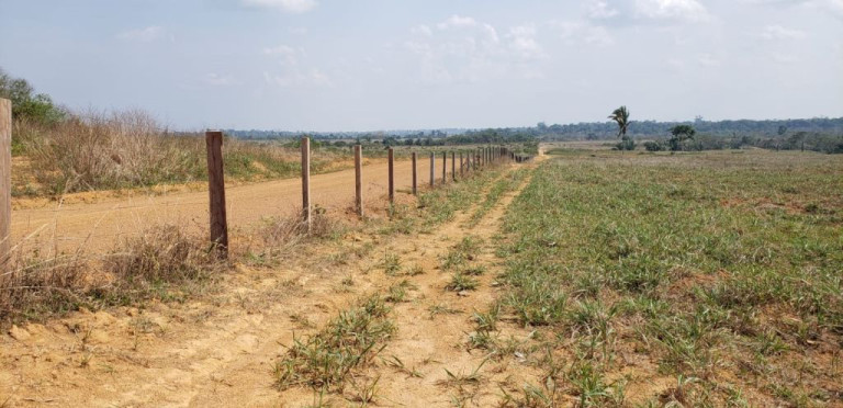 Imagem Imóvel com 5 Quartos à Venda, 4.017.000 m² em Zona Rural