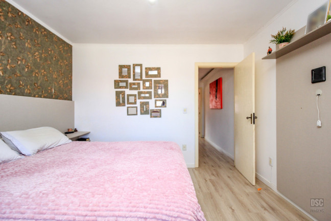 Imagem Casa com 2 Quartos à Venda, 82 m² em Hípica - Porto Alegre