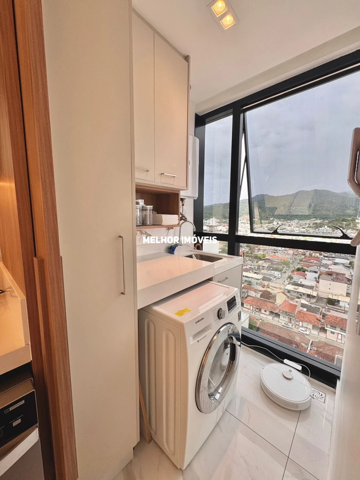 Imagem Apartamento com 3 Quartos à Venda, 110 m² em Centro - Camboriú