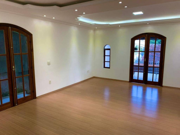 Imagem Casa com 3 Quartos à Venda,  em Conselheiro Paulino - Nova Friburgo