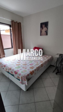 Imagem Casa com 3 Quartos à Venda, 361 m² em João Costa - Joinville Imagem Casa com 3 Quartos à Venda, 361 m² em João Costa - Joinville