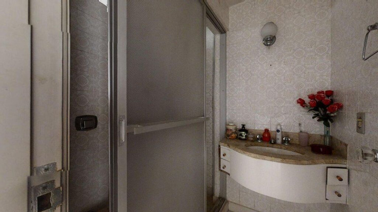 Imagem Imóvel com 3 Quartos à Venda, em Copacabana - Rio De Janeiro Imagem Imóvel com 3 Quartos à Venda, em Copacabana - Rio De Janeiro