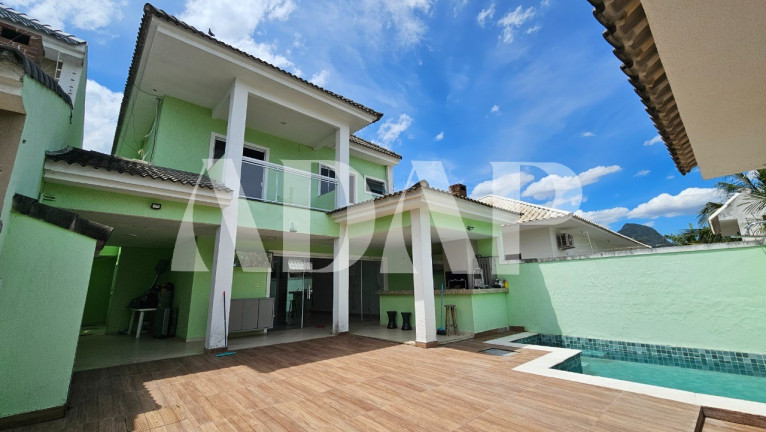 Imagem Casa com 3 Quartos à Venda, 220 m² em Vargem Pequena - Rio De Janeiro Imagem Casa com 3 Quartos à Venda, 220 m² em Vargem Pequena - Rio De Janeiro
