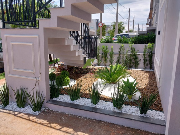 Imagem Casa com 3 Quartos à Venda, 263 m²