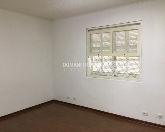 Imagem Imóvel com 4 Quartos à Venda, 317 m² em Região Da Abernéssia - Campos Do Jordão Imagem Imóvel com 4 Quartos à Venda, 317 m² em Região Da Abernéssia - Campos Do Jordão