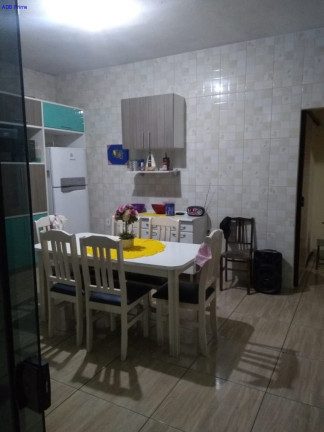 Imagem Sobrado com 5 Quartos à Venda, em Vila Expedicionários Cruzeirenses - Cruzeiro Imagem Sobrado com 5 Quartos à Venda, em Vila Expedicionários Cruzeirenses - Cruzeiro
