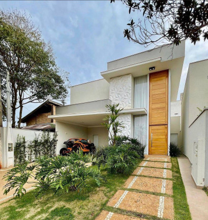 Casa com 3 Quartos à Venda,  em Limeira