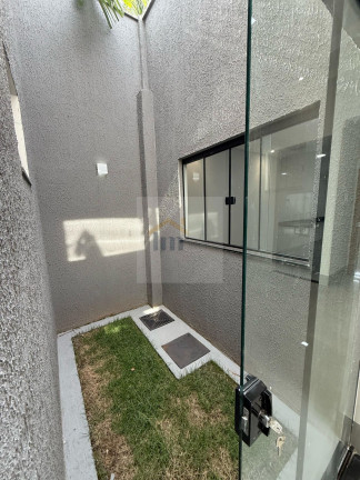 Casa com 3 Quartos à Venda, 132 m² em Jardim Balneário Meia Ponte - Goiânia