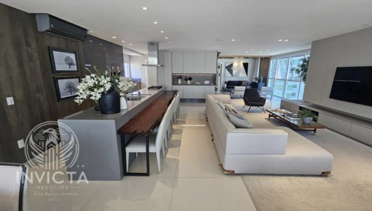 Imagem Apartamento com 5 Quartos à Venda, 283 m² em Pioneiros - Balneário Camboriú Imagem Apartamento com 5 Quartos à Venda, 283 m² em Pioneiros - Balneário Camboriú