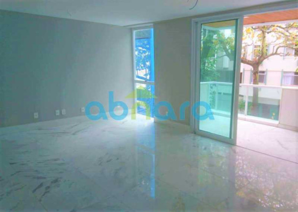 Imagem Cobertura com 3 Quartos à Venda, 270 m² em Ipanema - Rio De Janeiro Imagem Cobertura com 3 Quartos à Venda, 270 m² em Ipanema - Rio De Janeiro